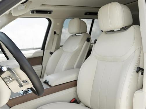 2023 Land Rover Range Rover P530 SE