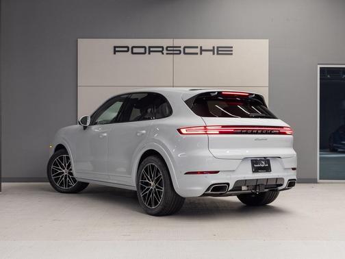 2025 Porsche Cayenne Cayenne