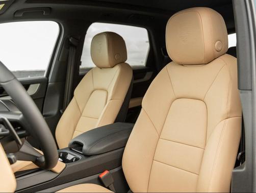 2025 Porsche Cayenne Cayenne