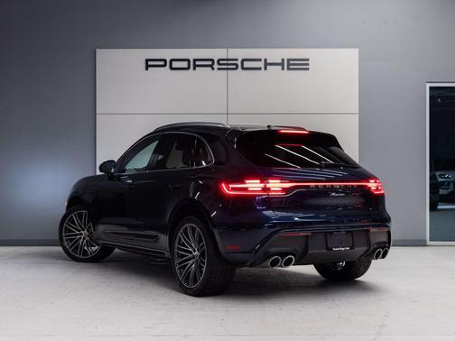Night Blue Metallic 2023 Porsche Macan Macan