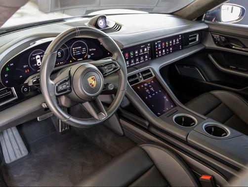 2021 Porsche Taycan Turbo S