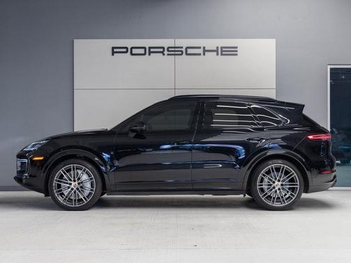 2021 Porsche Cayenne Turbo