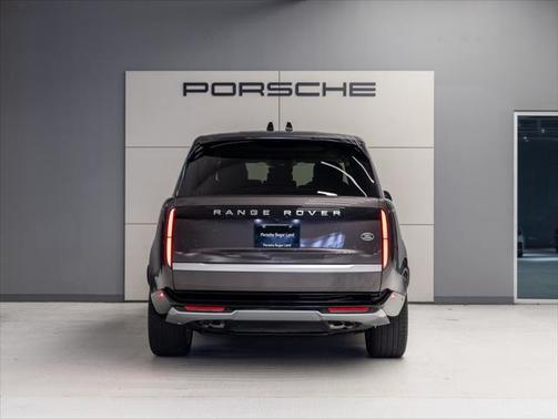 2023 Land Rover Range Rover First Edition