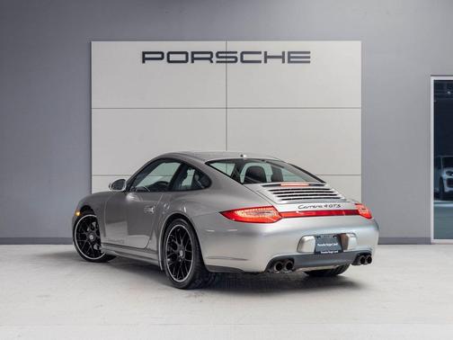 2012 Porsche 911 Carrera 4 GTS