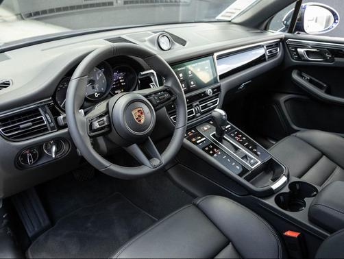 2025 Porsche Macan S