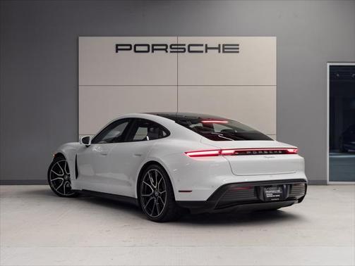 2024 Porsche Taycan