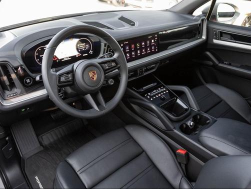 2025 Porsche Cayenne Base