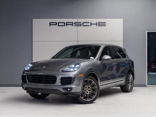 2016 Porsche Cayenne Cayenne