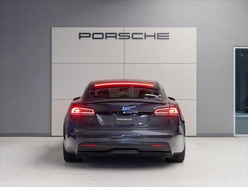 2024 Tesla Model S Plaid