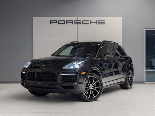 2023 Porsche Cayenne S