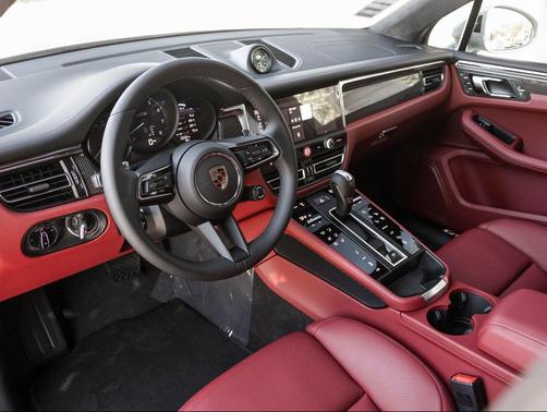 2026 Porsche Macan GTS