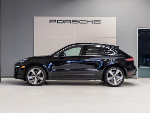 2023 Porsche Macan 