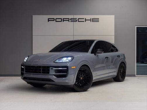 2025 Porsche Cayenne GTS