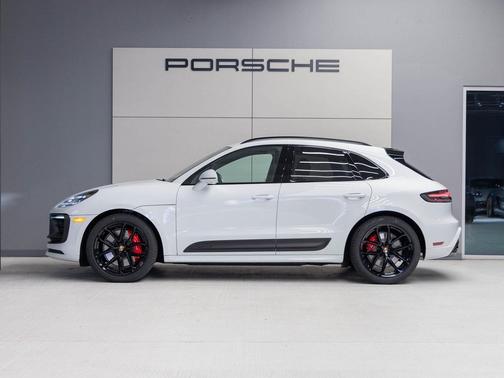 2026 Porsche Macan GTS