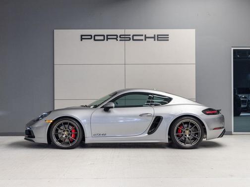 GT Silver Metallic 2024 Porsche 718 Cayman GTS 4.0