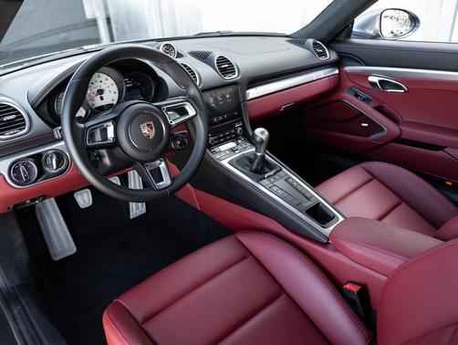 2025 Porsche 718 Cayman GTS 4.0