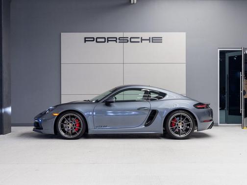 2025 Porsche 718 Cayman GTS 4.0
