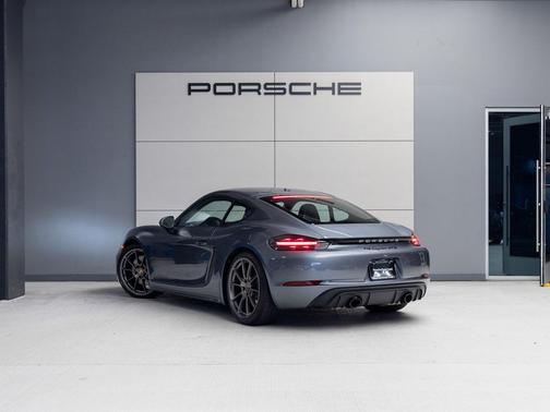 2025 Porsche 718 Cayman GTS 4.0