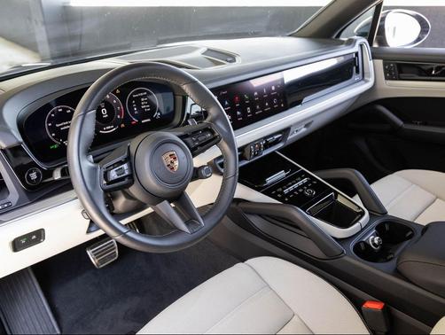 2024 Porsche Cayenne S