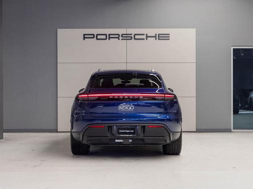 2024 Porsche Macan 4