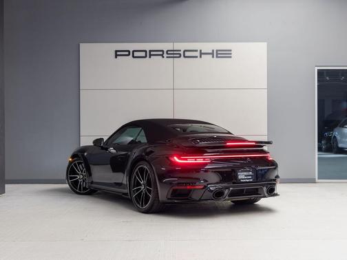 2025 Porsche 911 Turbo S