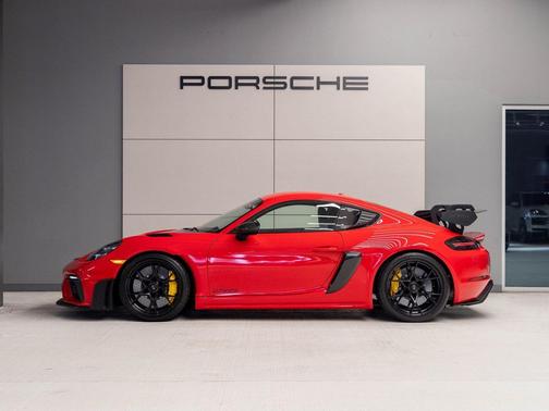2024 Porsche 718 Cayman GT4 RS