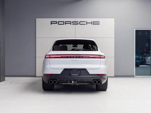 2025 Porsche Cayenne Cayenne