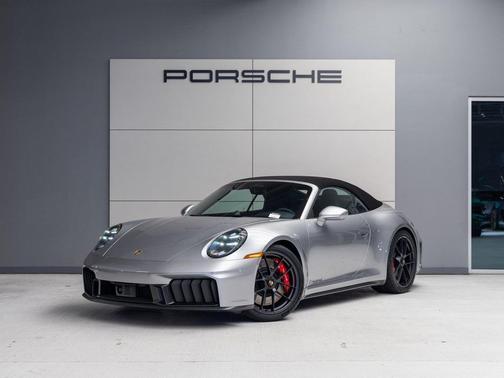 2026 Porsche 911 Carrera 4 GTS