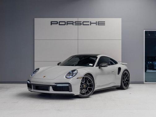 2022 Porsche 911 Turbo S