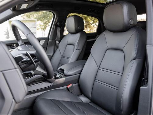 2026 Porsche Cayenne Cayenne E-Hybrid