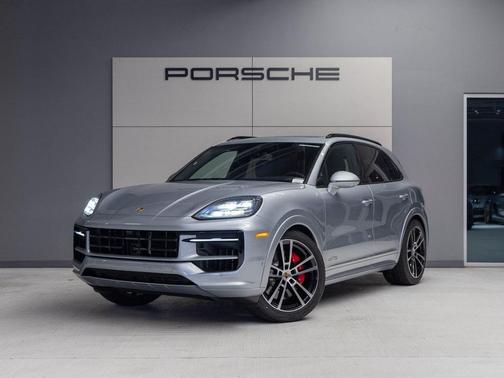 2026 Porsche Cayenne GTS