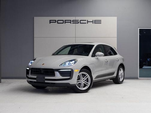 2025 Porsche Macan T