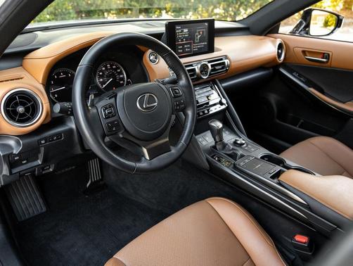 2022 Lexus IS 300 Base