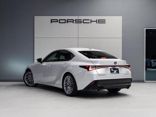 2022 Lexus IS 300 Base