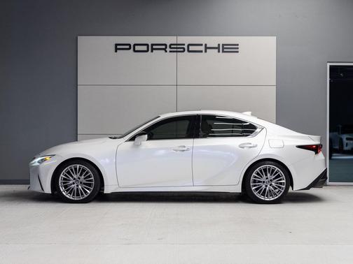 2022 Lexus IS 300 Base