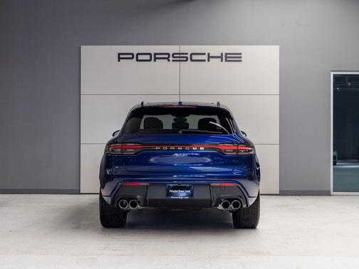 2025 Porsche Macan 