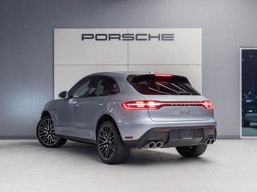 2025 Porsche Macan T