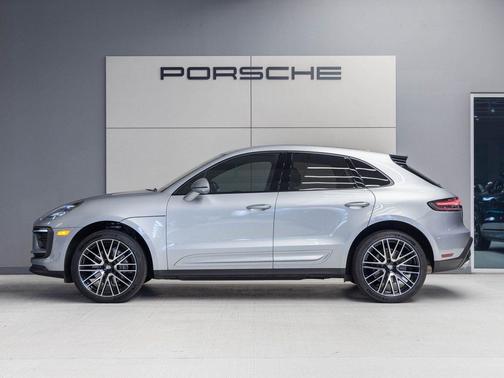2025 Porsche Macan T