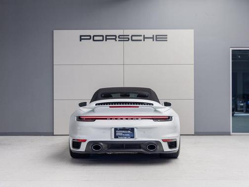 2024 Porsche 911 Turbo S