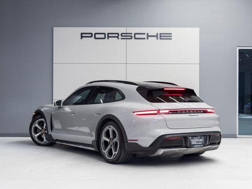 2022 Porsche Taycan 4