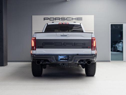 2025 Ford F-150 Raptor R