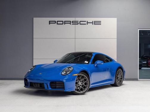 2025 Porsche 911 Carrera