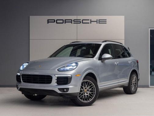 2018 Porsche Cayenne Platinum Edition