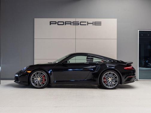 2019 Porsche 911 Turbo