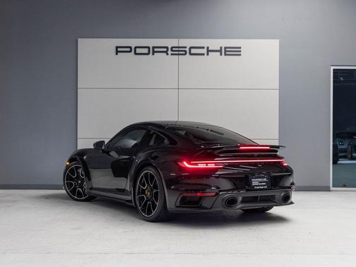 2023 Porsche 911 Turbo S