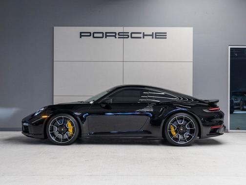 2023 Porsche 911 Turbo S