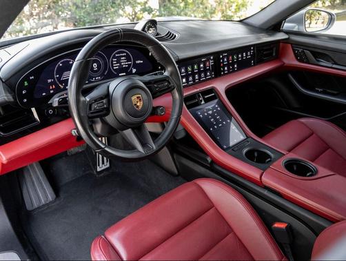 2022 Porsche Taycan 4S