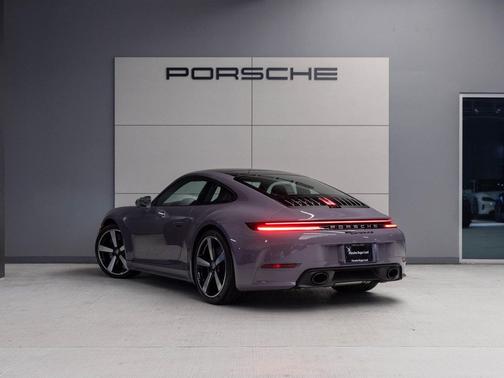 2026 Porsche 911 Carrera 4S