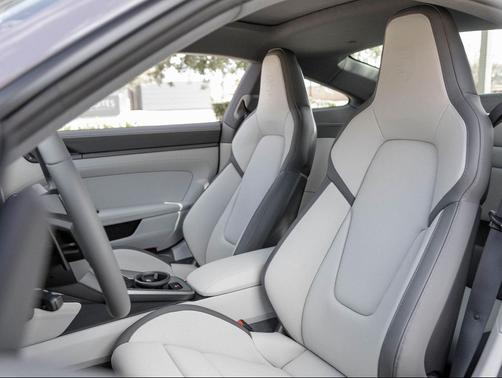 2026 Porsche 911 Carrera 4S