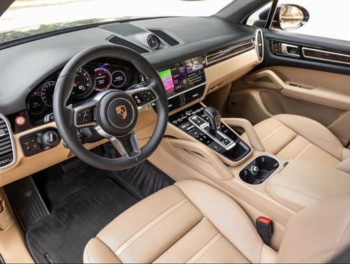2019 Porsche Cayenne Cayenne